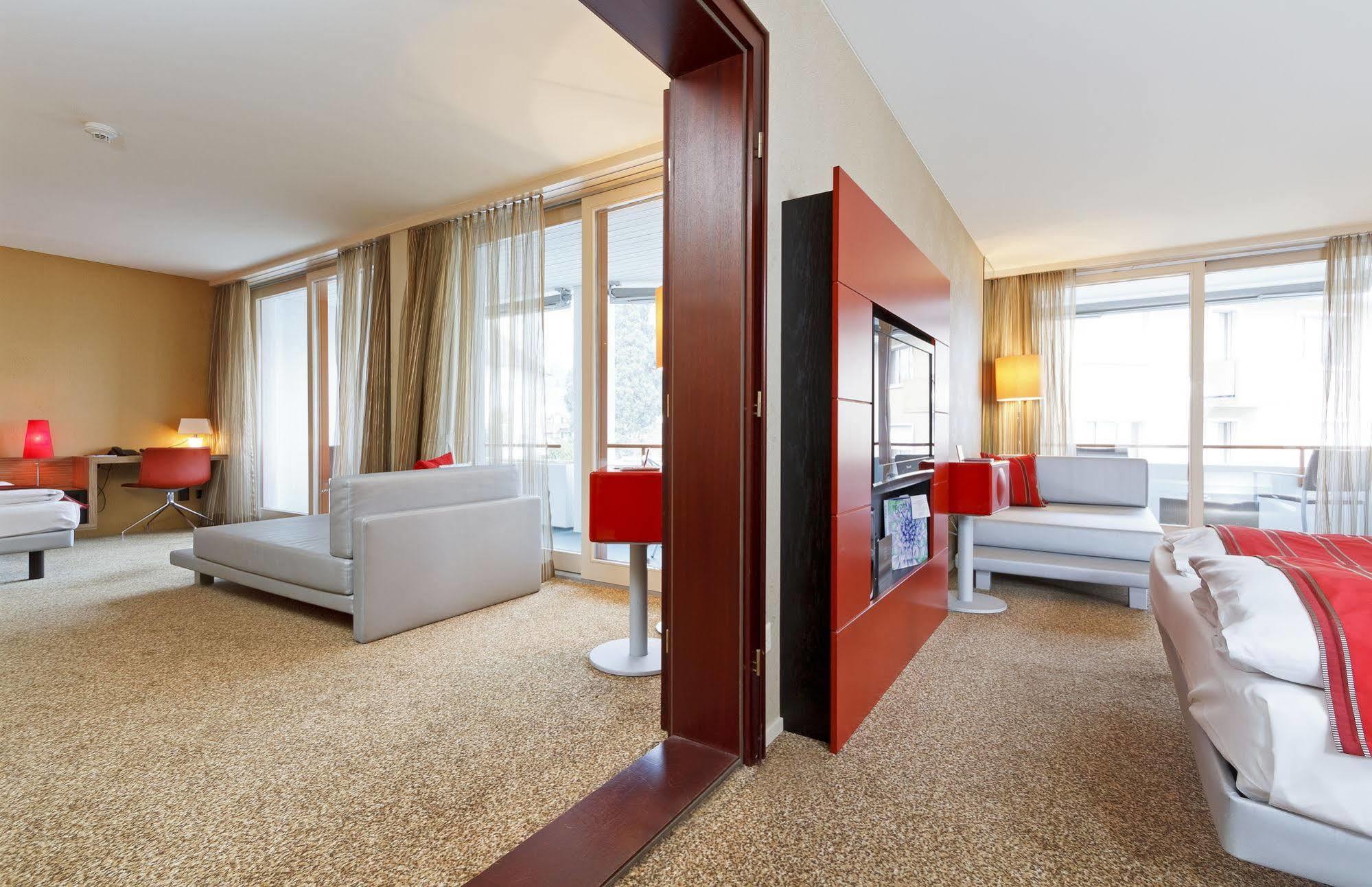 Post Hotel เวกกิส ภายนอก รูปภาพ
